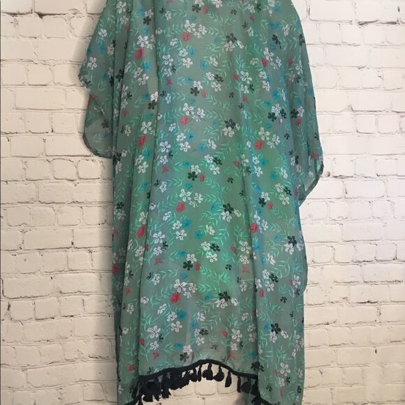 ‎One Piece Swimsuit Size 3 +Sarong-beach Cover - Picture 5 of 13